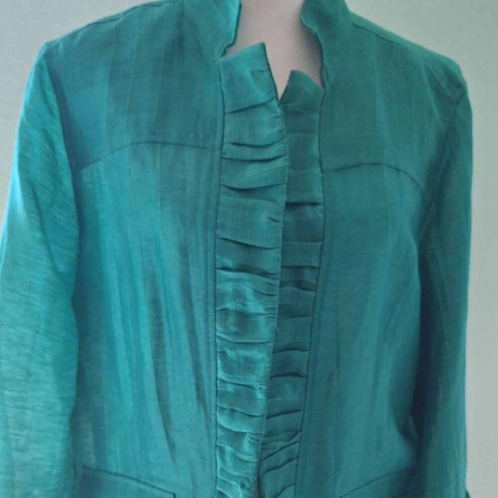 Chico's Kelly Green Jacket. Size 2 (L)